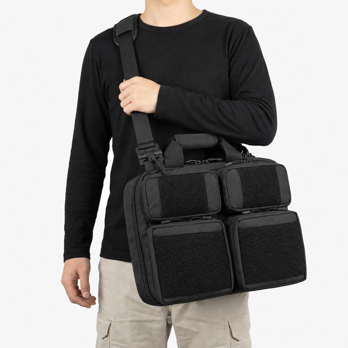 Range Bag · 4 Pouches